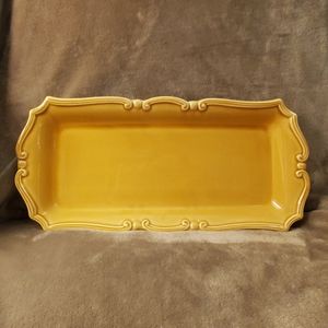 Williams Sonoma 15 inch scalloped dijon platter